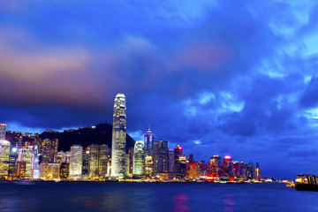 Fototapeta na wymiar Beautiful Hong Kong harbor at night