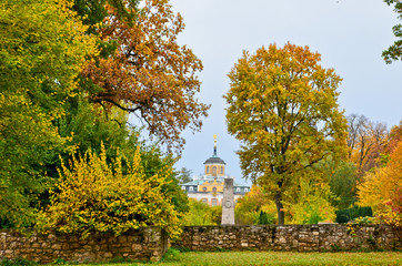 Schloss Belvedere bei Weimar Ilmpark Thüringen im Herbst