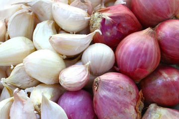 Red onion and garlic