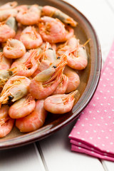 the shrimp on plate