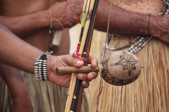 Indios Potiguara, Tup&igrave; Guaran&igrave;, Brasile
