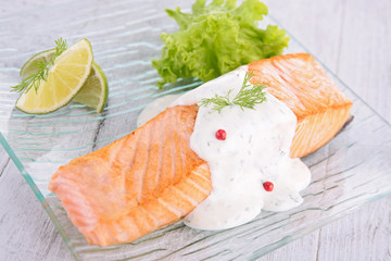 salmon with cream and dill