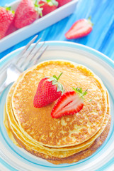 pancakes with strawberry