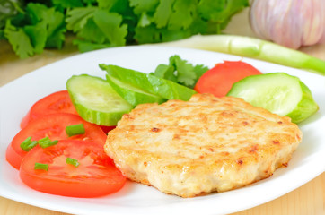 Chicken cutlet with vegetables