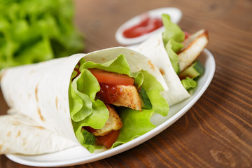 wheat tortilla with chicken and vegetables