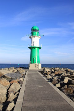 「Signalfeuer」の画像 - 284 件の Stock 写真、ベクターおよびビデオ | Adobe Stock