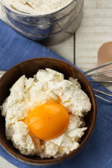 Cottage cheese, egg, flour.