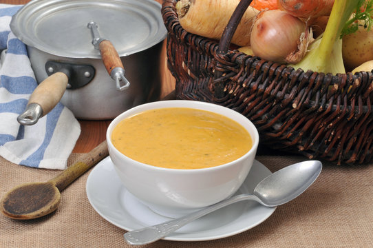 Bol De Potage De Légumes