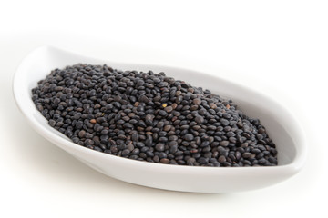 Schälchen mit Beluga-Linsen