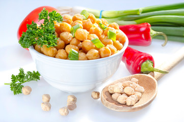 Cooked garbanzo beans.