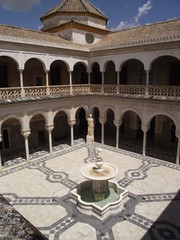 cour intérieure de palace romaine