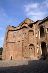 Fototapeta na wymiar Wewnątrz Palazzo Farnese w Piacenza