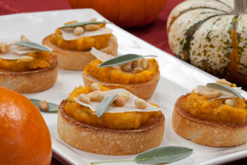 Butternut-Sage Crostini