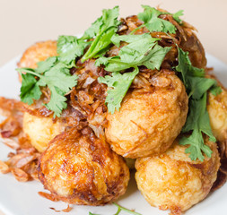 whole eggs boiled fried