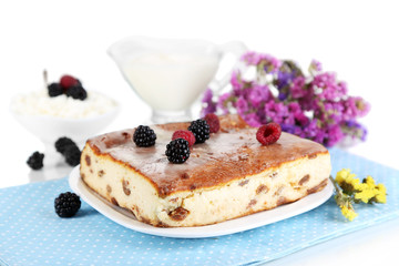 Cheese casserole with raisins