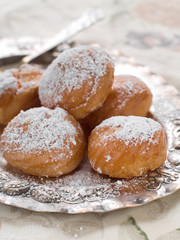 Profiteroles