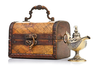 chest and aladin lamp