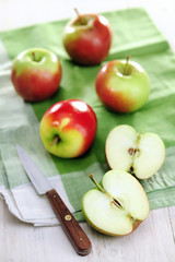 Apples on a kitchen towel