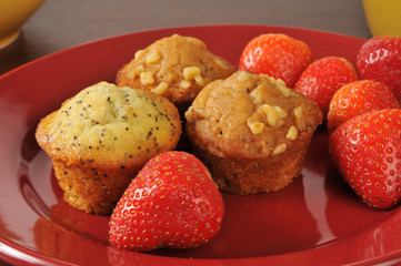 Muffins and strawberries