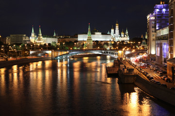 Fototapeta na wymiar Famous and Beautiful Night View of Moskva river, Big Stone Bridg