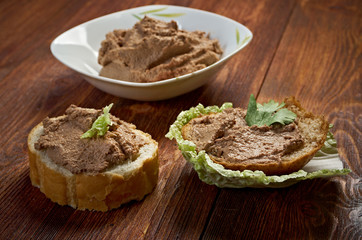 slice of bread with pate