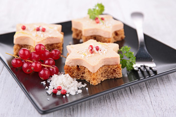 bread and meat, canape