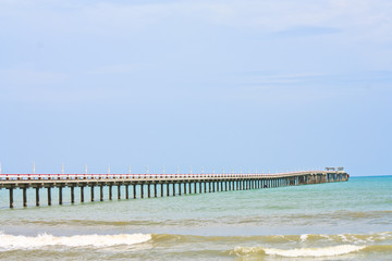 Fototapeta premium Cement bridge to the sea