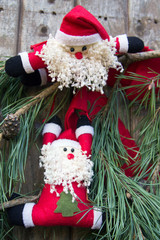 Zwei kleine Nikoläuse