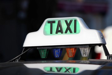 Taxi libre ' lampe verte '