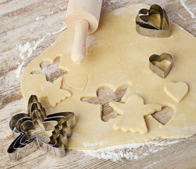 Baking christmas cookies