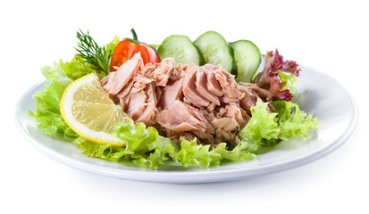 Canned tuna with vegetable salad