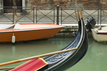 Fototapeta na wymiar venetian gondola