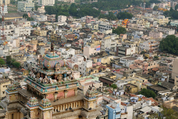 Fototapeta na wymiar View on the Indian city in with temple in the background
