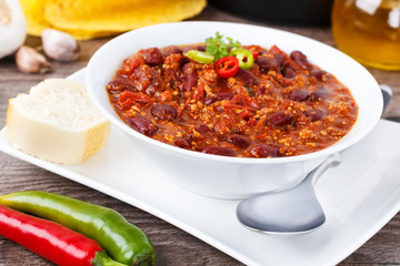 Chili con carne - Eintopf mit Bohnen und Hackfleisch