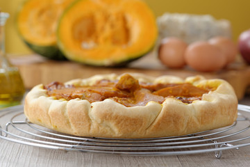 Torta salata di zucca e formaggio