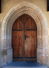Fototapeta na wymiar Kościół wejście