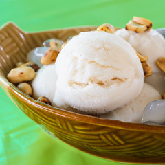 Coconut ice cream