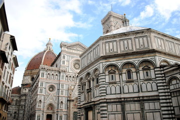 Fototapeta na wymiar Cattedrale di Santa Maria del Fiore