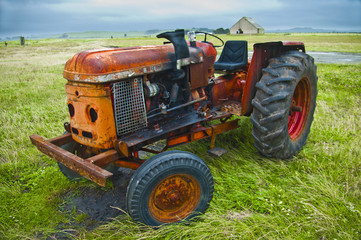 Obraz premium Vintage Farm Tractor