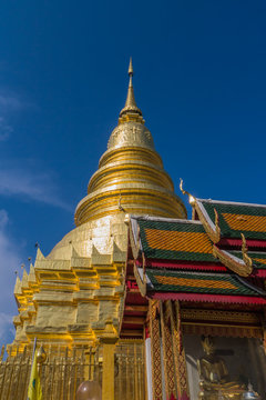 Prathat Hariphunchai Temple