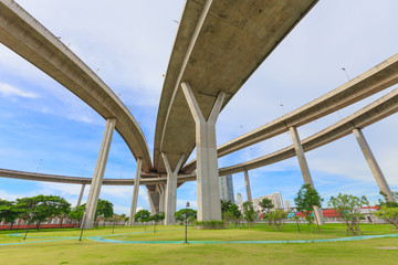 bridge structure