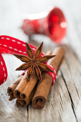 Zimtstangen und Sternanis