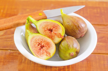 fresh figs