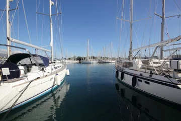 Schilderijen op glas yachts in a marina © William Richardson