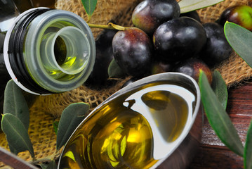 Mestolo d'olio d'oliva