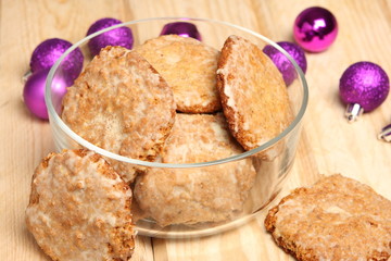 Lebkuchen in Glasschale