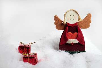 Weihnachtsdeko - ein Engel und Weihnachtsgeschenke