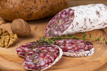 salami with walnuts and thyme bread