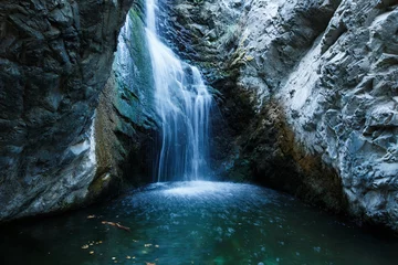 Deurstickers Millomeri waterfalls © RUZANNA ARUTYUNYAN