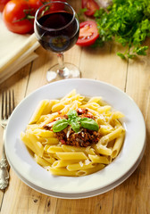 penne pasta with bolognese sauce